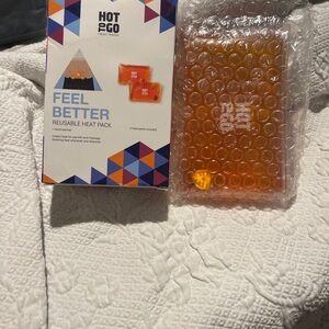 Hot & Go Reusable Heat Pack Sealed package 2 pack open Box